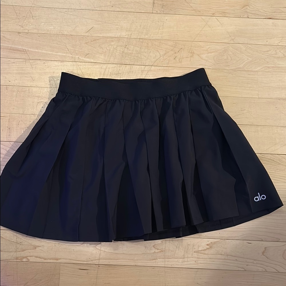 ALO Yoga Black Mini tennis skirt NWOT